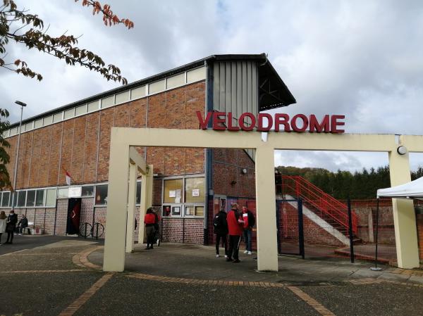 Stade Vélodrome de Bruay-la-Buissière - Bruay-la-Buissière