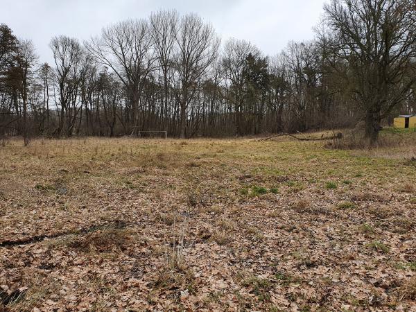 Sportplatz am Gutshof - Uckerland-Kutzerow