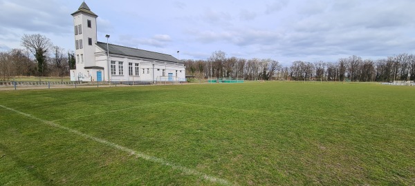 Werner-Seelenbinder-Sportplatz 2 - Herzberg/Elster
