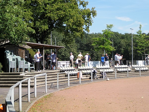 Bezirkssportanlage Vennhauser Allee - Düsseldorf-Eller