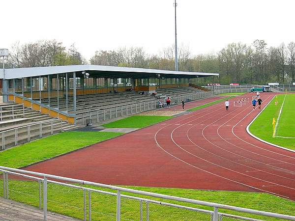 Bezirkssportanlage Stadion Rußheide - Bielefeld