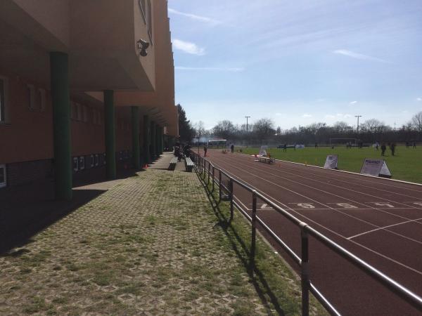 Dominicus-Sportplatz - Berlin-Schöneberg