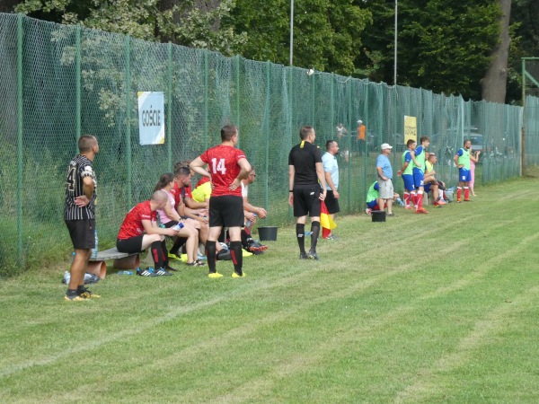 Boisko w Studzieniech - Studzieniec