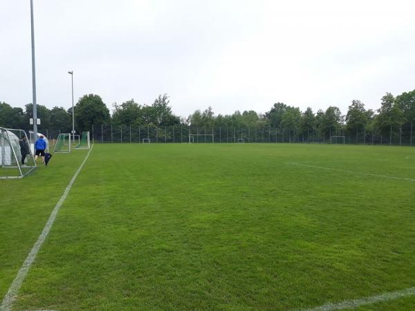 Bezirkssportanlage Feldbergstraße Platz 4 - München-Trudering