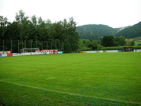 Schlossbergstadion  - Griffen 