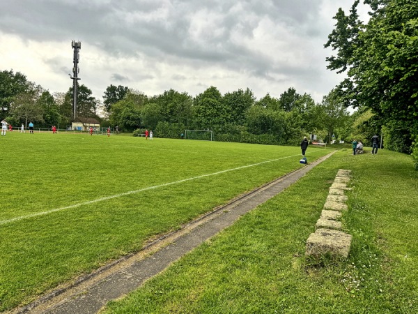 Sportplatz an der Dreifachturnhalle - Delbrück