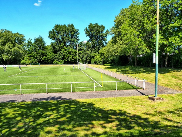 Roj-Stadion - Dortmund-Nordmarkt