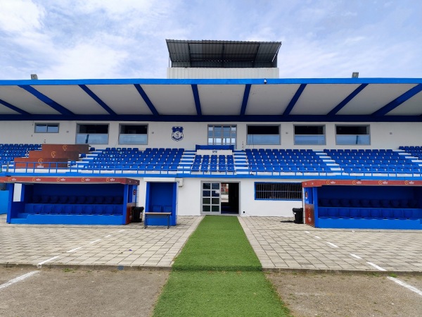 Stadiumi Niko Dovana - Durrës