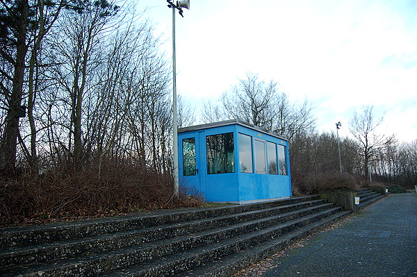 Stadion Roschdohler Weg - Neumünster-Einfeld