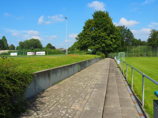 Sport- und Freizeitstätte Im Häupen Platz 2 - Bergkamen-Weddinghofen