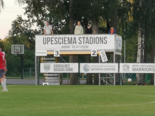 Upesciema stadions - Upesciems