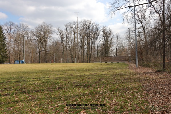 Stadion Waldheim Nebenplatz - Esslingen/Neckar-Zollberg