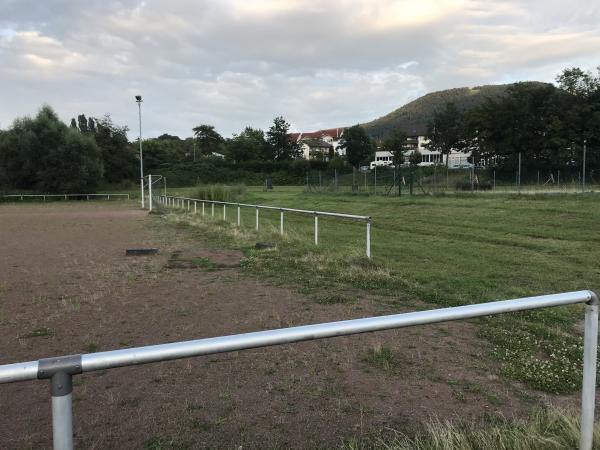 Trifelsstadion Nebenplatz - Annweiler/Trifels