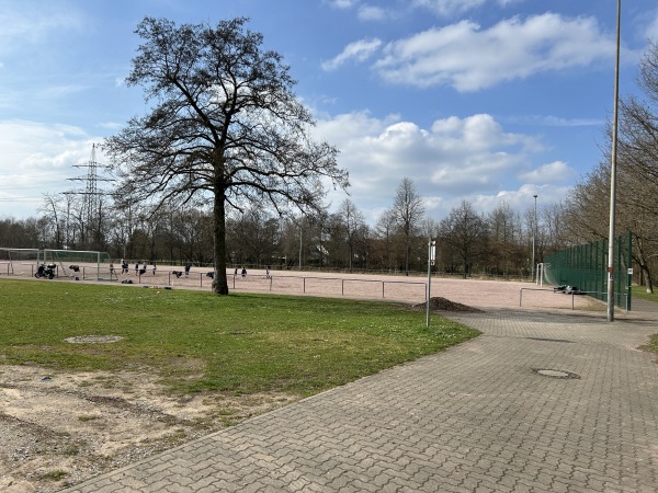 Sportplatz Schwalbenrainweg - Aschaffenburg-Strietwald
