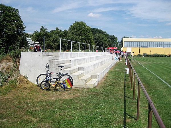 Sportplatz am Roten Wall - Kalbe/Milde