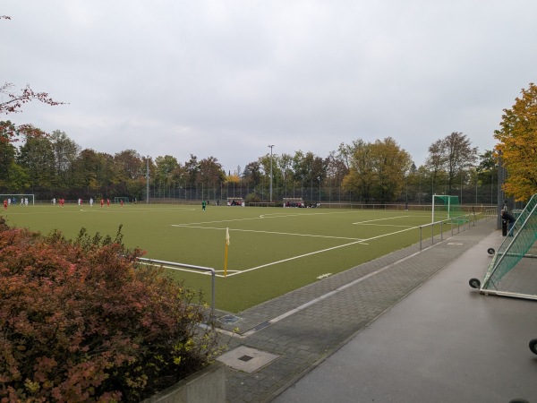 Bezirkssportanlage Heinrich-Wieland-Straße Platz 2 - München-Perlach