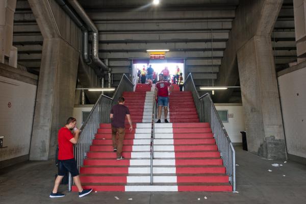 Fritz-Walter-Stadion - Kaiserslautern-Betzenberg