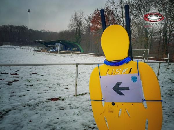 Sportplatz vor der Söhre - Fuldabrück-Bergshausen