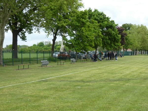 Sportplatz an der L332 - Lindendorf-Sachsendorf