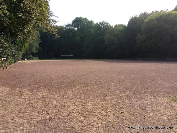 Sportplatz Blücherpark - Köln-Bilderstöckchen