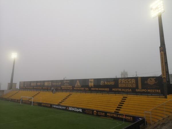 Estádio do Lusitânia FC - Lourosa