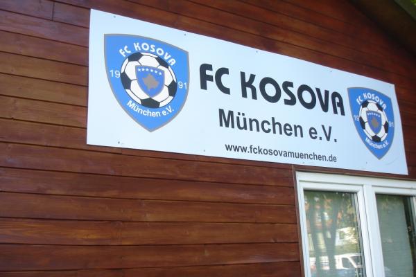 Bezirkssportanlage Kronwinkler Straße - München-Aubing