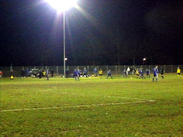 Sportplatz Lange Straße - Lingen/Ems-Holthausen-Biene