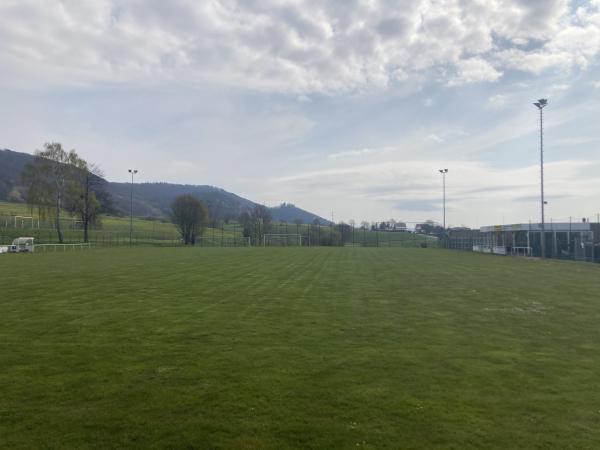 Schulsportanlage - Rinteln-Deckbergen