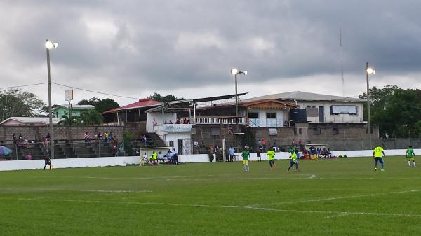 Norman Broaster Stadium - San Ignacio