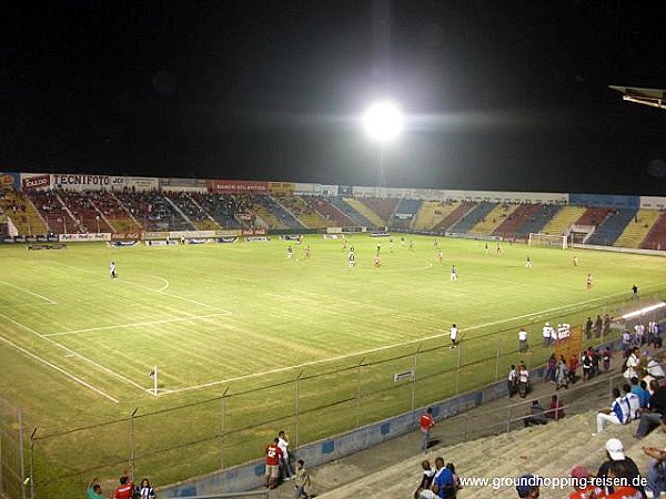 Estadio Municipal Ceibeño Nilmo Edwards - La Ceiba