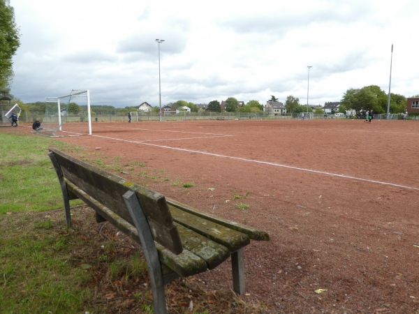 Sportplatz Am Damm - Köln-Weiß