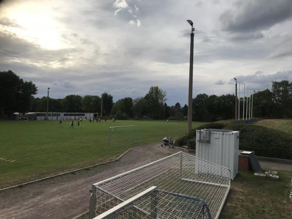 Südoststadion Nebenplatz - Leipzig-Stötteritz