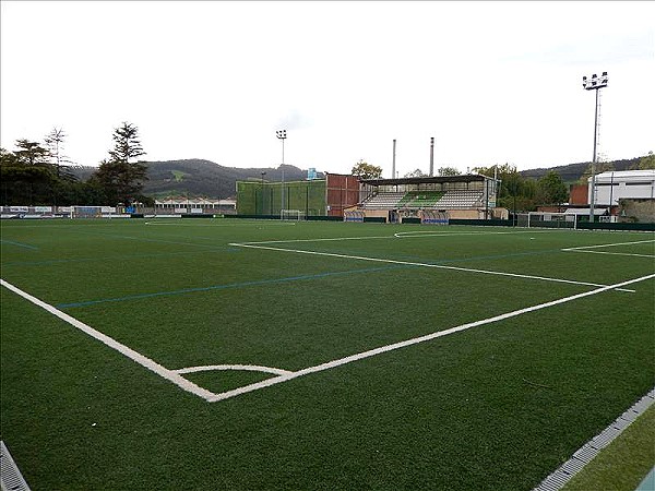 Estadio La Vidriera - Vioño de Piélagos, CB