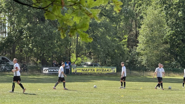 Boisko w Rybakach - Rybaki