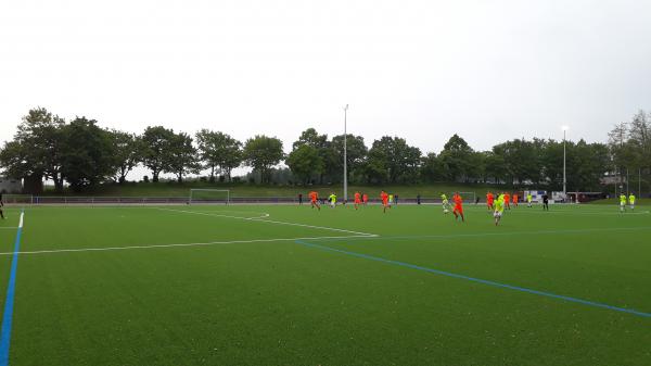 Sportplatz Oppelner Straße - Wiesbaden-Nordenstadt