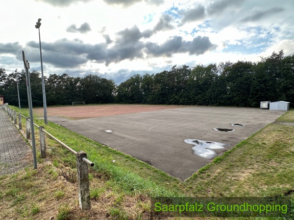Sportplatz Am Kiefernkopf - Ramstein-Miesenbach