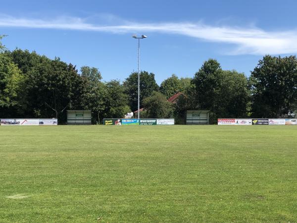 Sportplatz an der Grundschule - Aurich/Ostfriesland-Wiesens