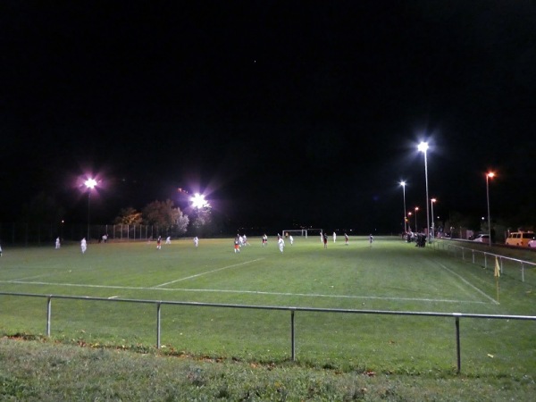 Sportanlage Am Ufer Platz 2 - Koblenz-Neuendorf