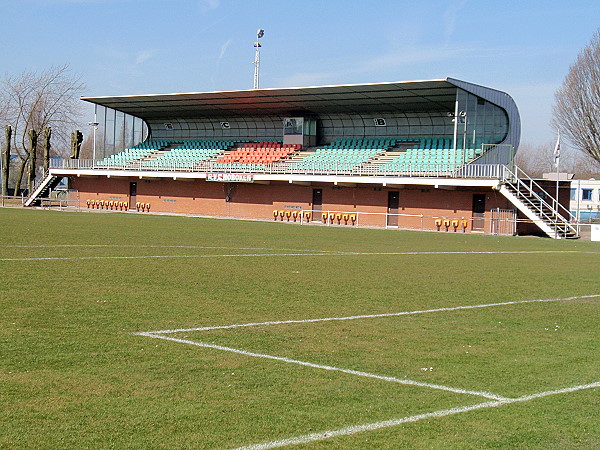 Stadion De Visputten - Antwerp-Hoboken