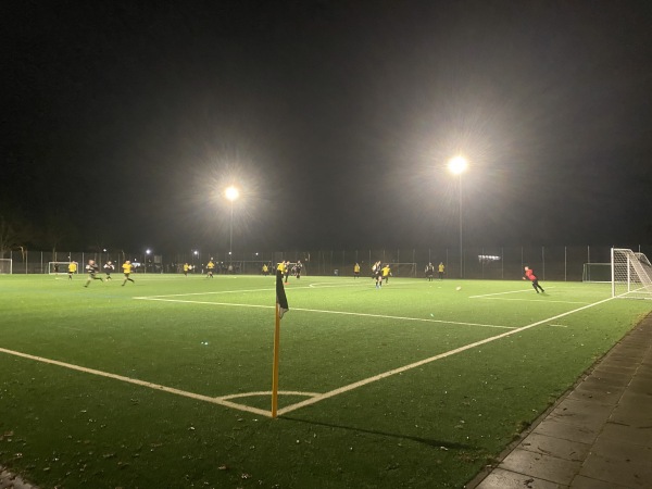 Bezirkssportanlage Oeversberg Platz 3 - Bremen-Grohn