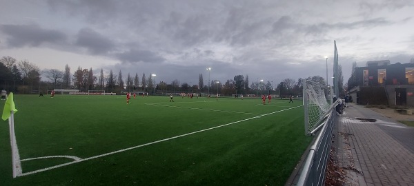 Sportpark Middenmeer veld 21-Zeeburgia veld 2 - Amsterdam