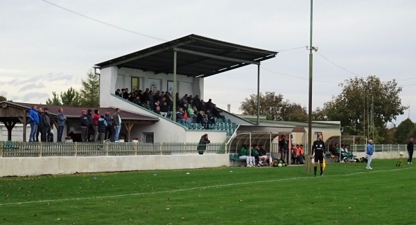 Futbalový štadión Juraja Szikoru - Tvrdošovce