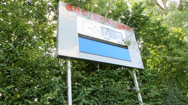 Stadion Schallershofer Straße - Erlangen-Büchenbach