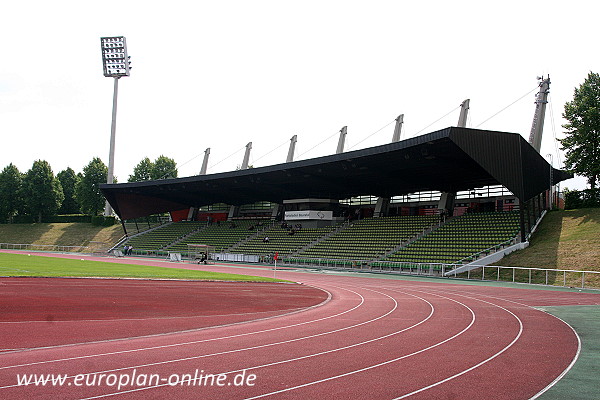 Parkstadion im Sportpark - Baunatal-Altenbauna