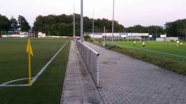 Schul- und Sportzentrum Bad Segeberg B-Platz - Bad Segeberg