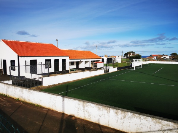 Campo de Futebol Vila Nova - Vila Nova, Ilha Terceira, Açores