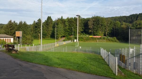 Sportplatz Am Sonnenberg - Gummersbach-Frömmersbach