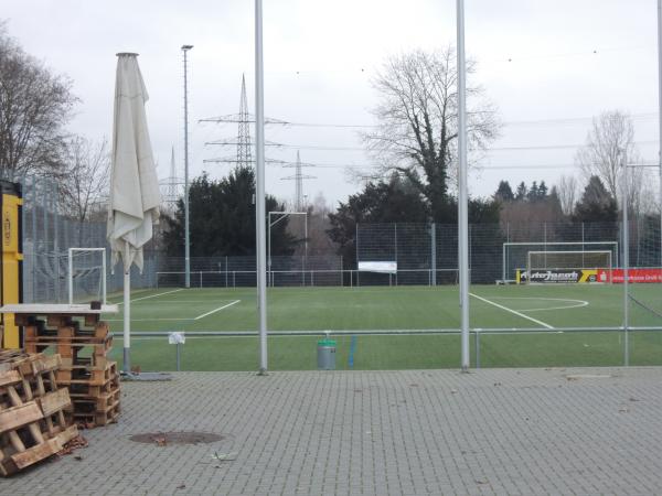 Stadion Sommerdamm Nebenplatz 1 - Rüsselsheim/Main