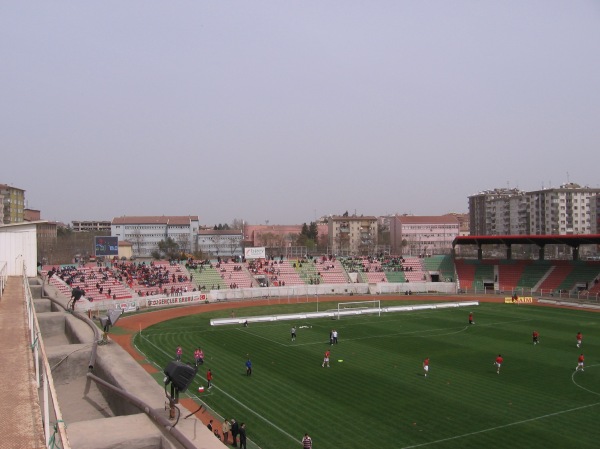 Diyarbakır Atatürk Stadyumu - Diyarbakır