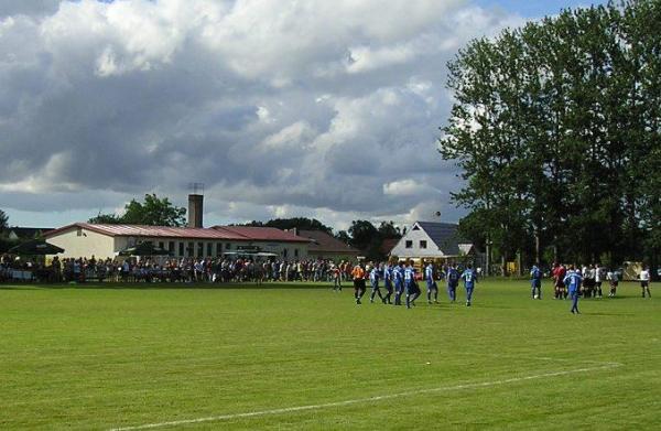 Sportplatz Dersekow - Dersekow